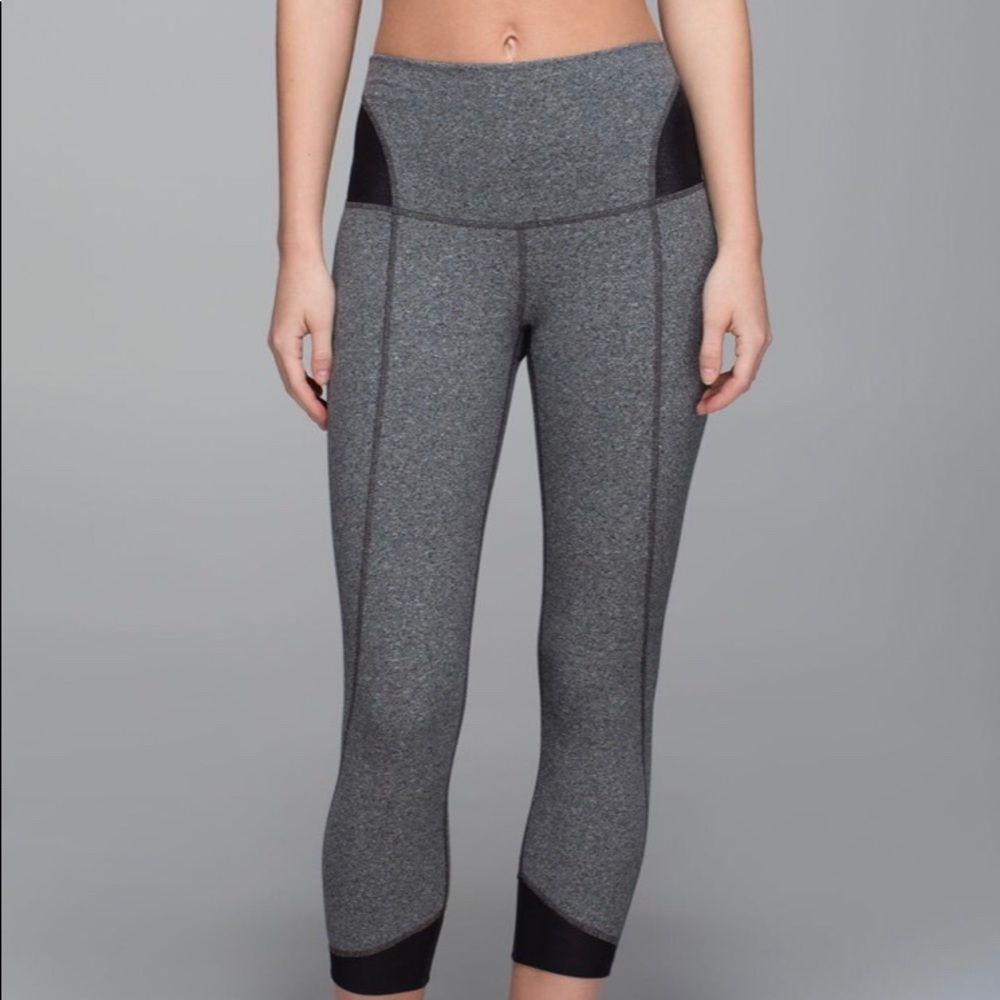 Lululemon Devi Yoga Crop